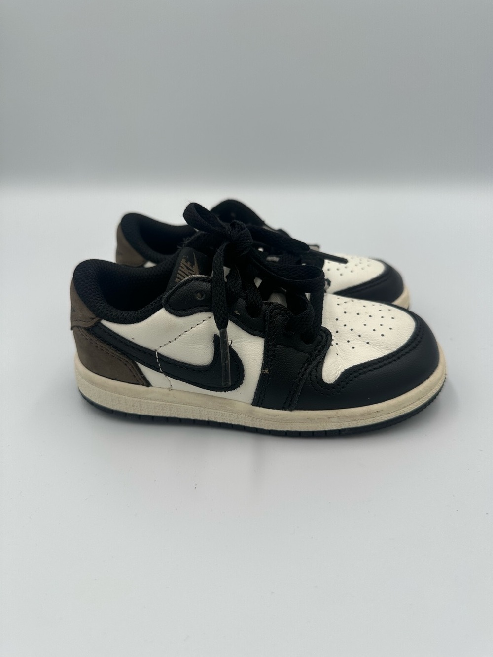 Nike Air Jordan 1 Retro Low OG Mocha Toddler Size 8C